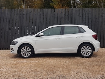 Used Volkswagen Polo 2019 for sale - 76392922: Photo