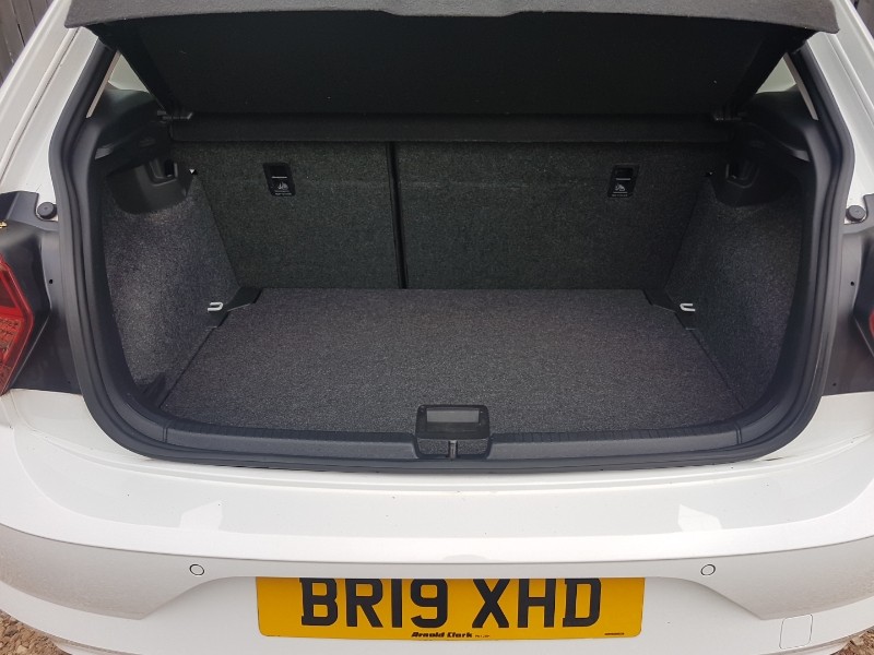 Used Volkswagen Polo 2019 for sale - 76392922: Photo 8