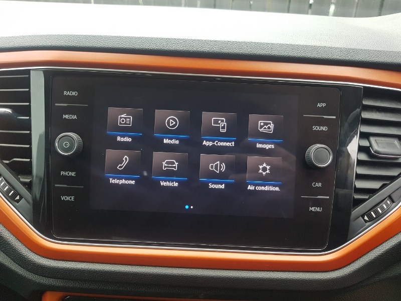 Used Volkswagen T-Roc 2019 for sale - 76195644: Photo 2