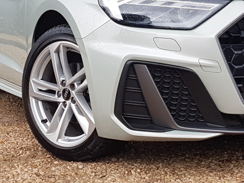 Used Audi A1 2023 for sale - 77992519: Photo 9