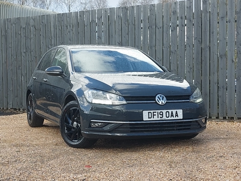 Used Volkswagen Golf 2019 for sale - 78183602: Photo 1