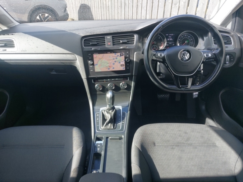 Used Volkswagen Golf 2019 for sale - 78183602: Photo 2
