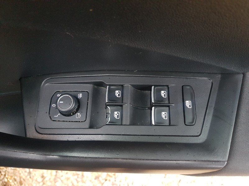 Used Volkswagen T-Roc 2019 for sale - 76707967: Photo 16