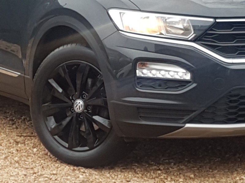 Used Volkswagen T-Roc 2019 for sale - 76707967: Photo 9