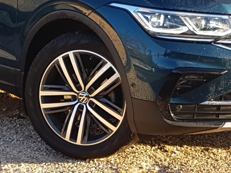 Used Volkswagen Tiguan 2023 for sale - 76639443: Photo 9