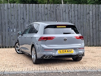 Used Volkswagen Golf 2024 for sale - 79557674: Photo