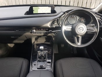 Used Mazda CX-30 2022 for sale - 76221131: Photo 2