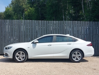Used Vauxhall Insignia 2018 for sale - 79406595: Photo