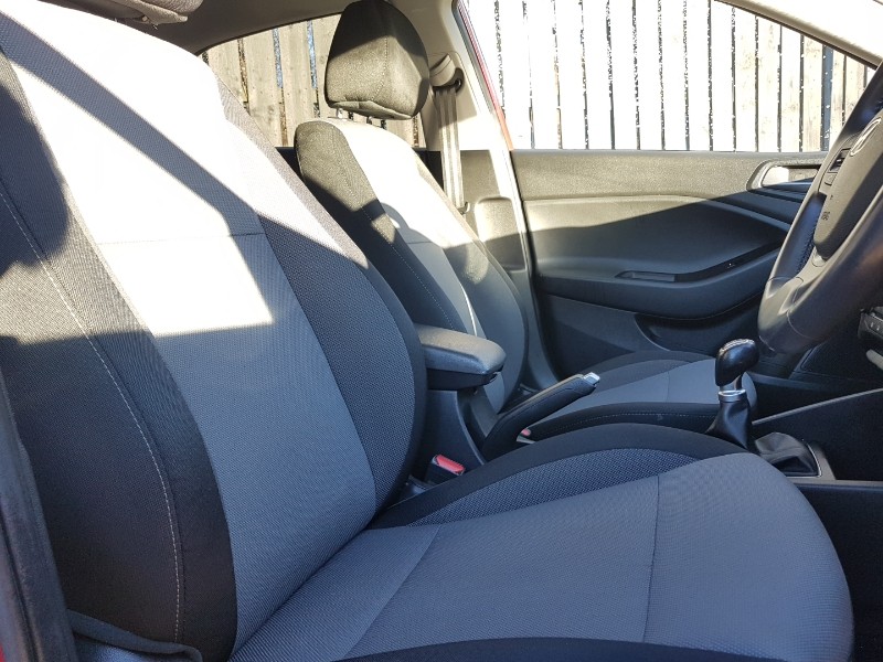 Used Hyundai i20 2018 for sale - 77105278: Photo 12