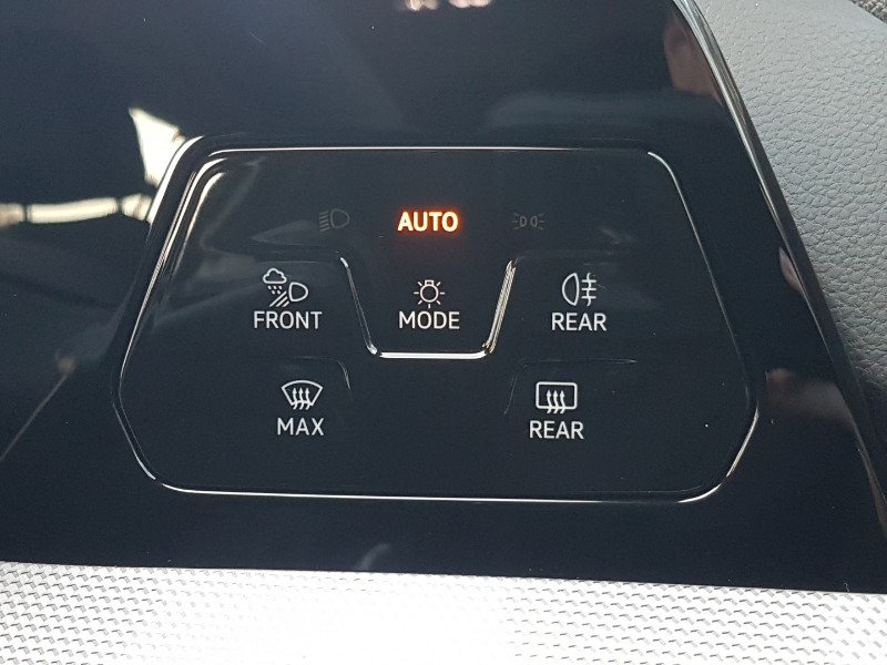 Used Volkswagen Golf 2025 for sale - 76804521: Photo 11