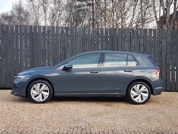 Used Volkswagen Golf 2025 for sale - 76804521: Photo