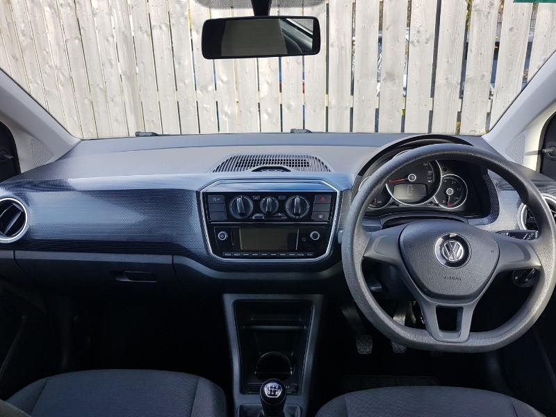 Used Volkswagen up! 2019 for sale - 76465456: Photo 2