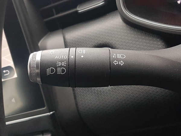 Used Renault Clio 2021 for sale - 76317672: Photo 11