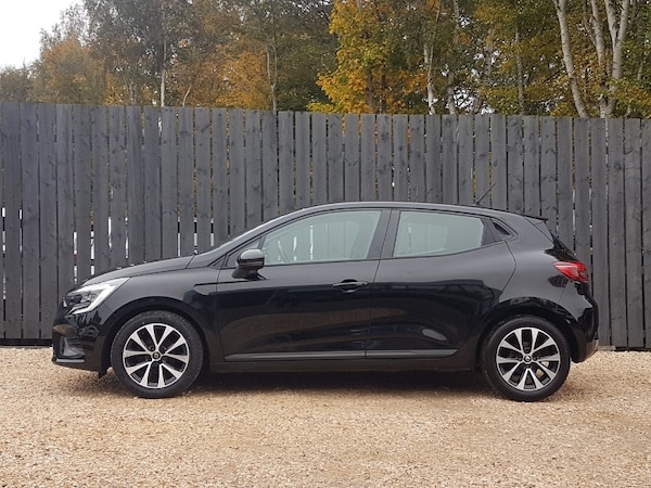 Used Renault Clio 2021 for sale - 76317672: Photo 4