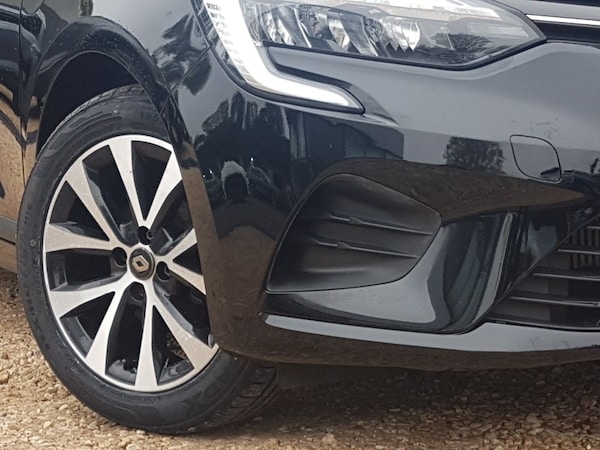 Used Renault Clio 2021 for sale - 76317672: Photo 9