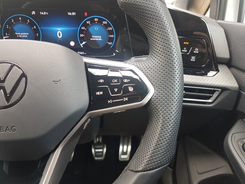 Used Volkswagen Golf 2024 for sale - 77228908: Photo 17