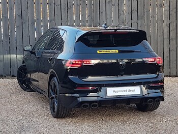 Used Volkswagen Golf 2025 for sale - 76975039: Photo