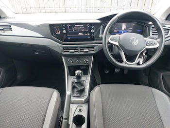 Used Volkswagen Polo 2025 for sale - 79433000: Photo