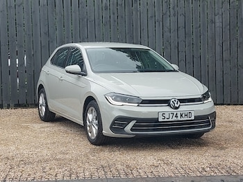 Used Volkswagen Polo 2024 for sale - 79343237: Photo