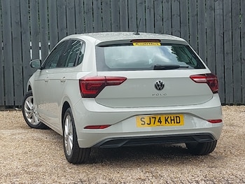 Used Volkswagen Polo 2024 for sale - 79343237: Photo