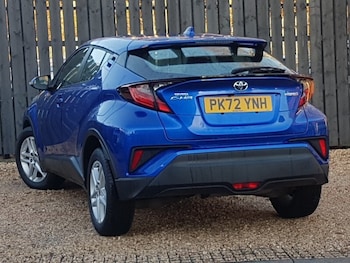 Used Toyota C-HR 2022 for sale - 76695914: Photo