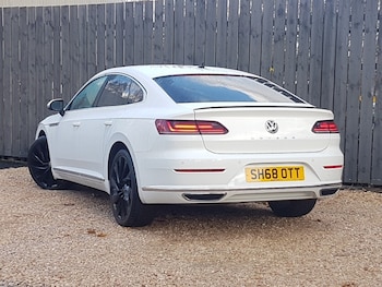 Used Volkswagen Arteon 2018 for sale - 76815809: Photo
