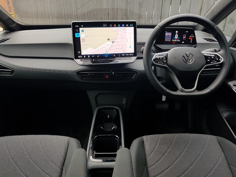 Used Volkswagen ID.3 2025 for sale - 76446133: Photo 2