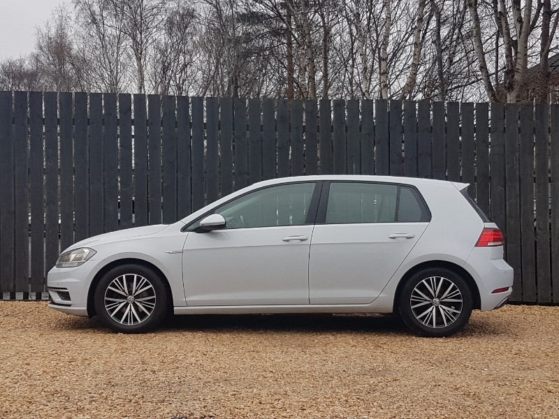 Used Volkswagen Golf 2018 for sale - 77815986: Photo 4