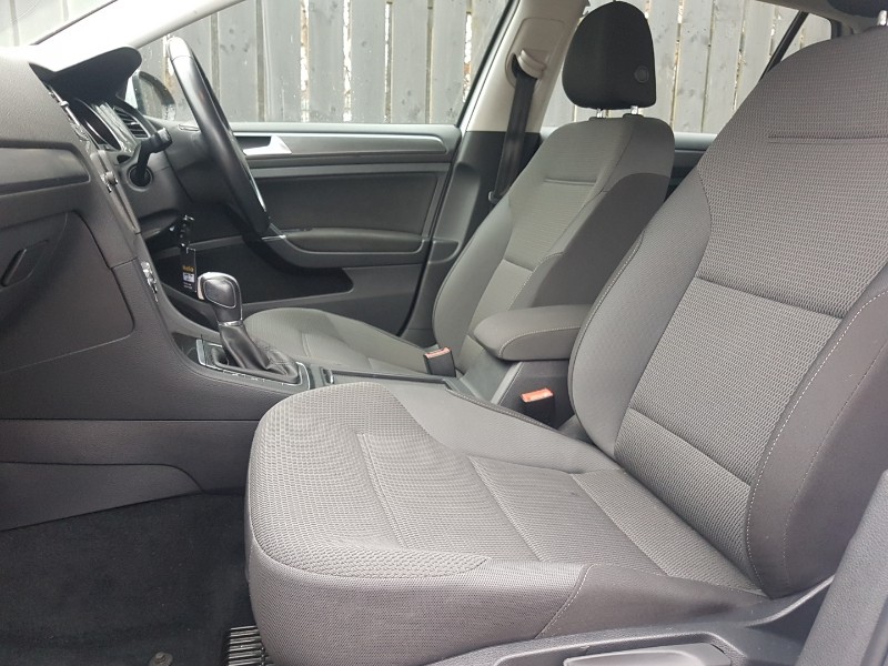 Used Volkswagen Golf 2018 for sale - 77815986: Photo 5