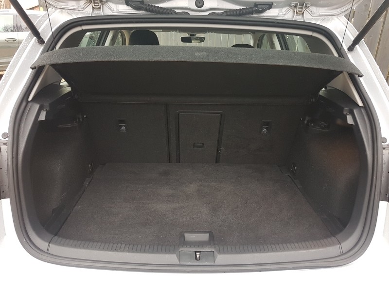 Used Volkswagen Golf 2018 for sale - 77815986: Photo 8