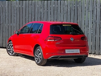 Used Volkswagen Golf 2019 for sale - 78998354: Photo