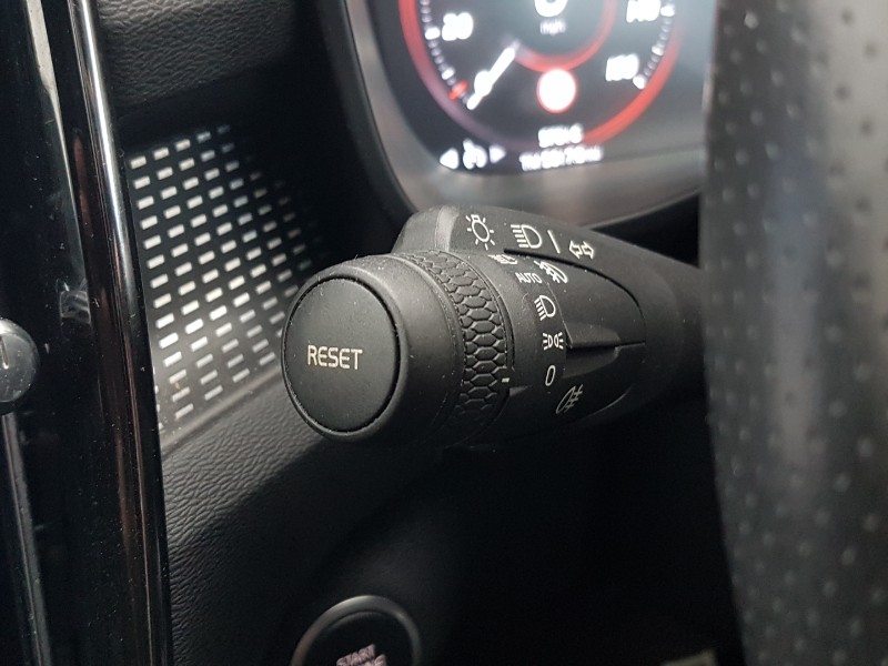 Used Volvo XC40 2020 for sale - 77410129: Photo 11