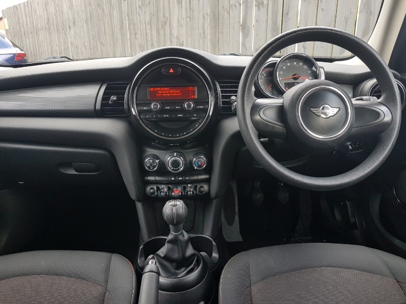 Used MINI Hatch 2018 for sale - 77907674: Photo 2