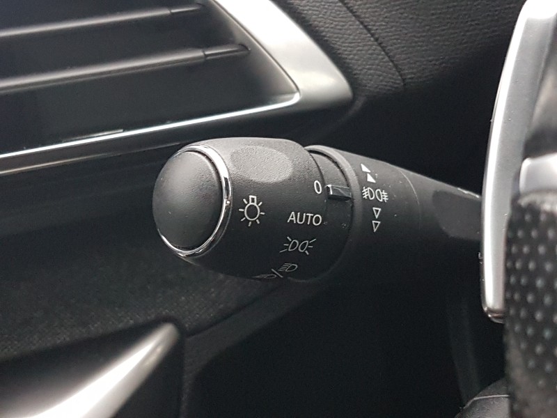 Used Peugeot 5008 2020 for sale - 76771331: Photo 11