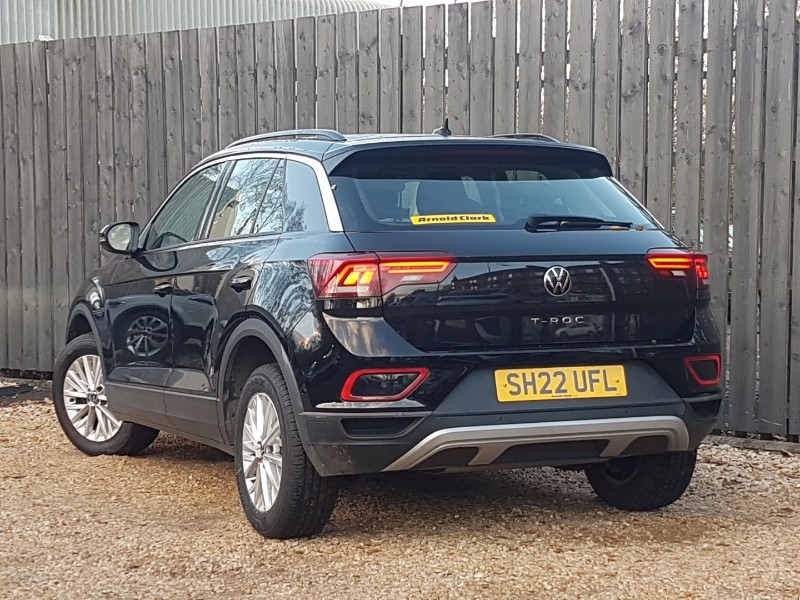 Used Volkswagen T-Roc 2022 for sale - 76613849: Photo 3