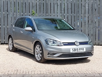 Used Volkswagen Golf 2019 for sale - 78535027: Photo