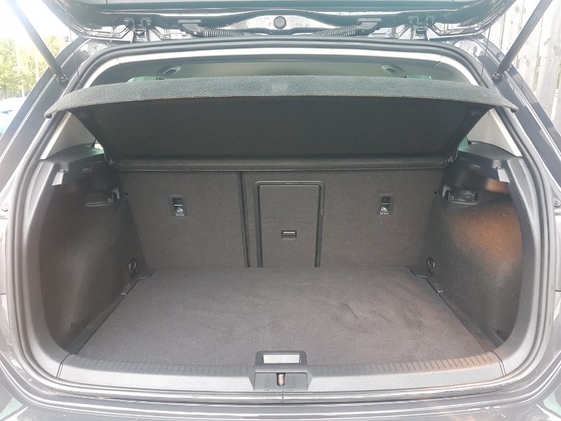 Used Volkswagen Golf 2019 for sale - 76188128: Photo 8