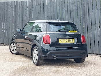 Used MINI Hatch 2023 for sale - 78647324: Photo