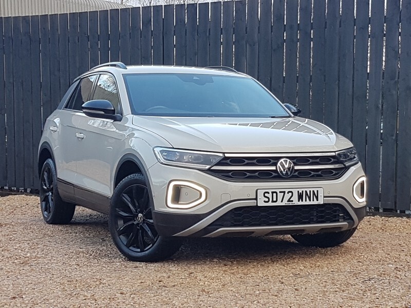 Used Volkswagen T-Roc 2022 for sale - 76763686: Photo 1