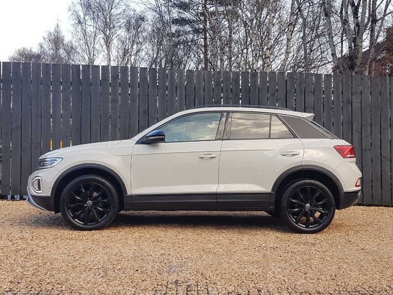 Used Volkswagen T-Roc 2022 for sale - 76763686: Photo 4