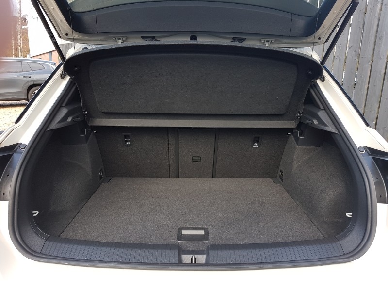 Used Volkswagen T-Roc 2022 for sale - 76763686: Photo 8