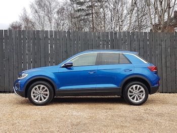 Used Volkswagen T-Roc 2025 for sale - 77448800: Photo