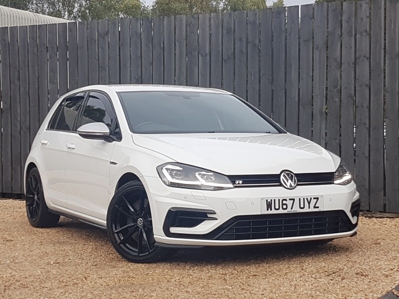Used Volkswagen Golf 2017 for sale - 76630571: Photo 1