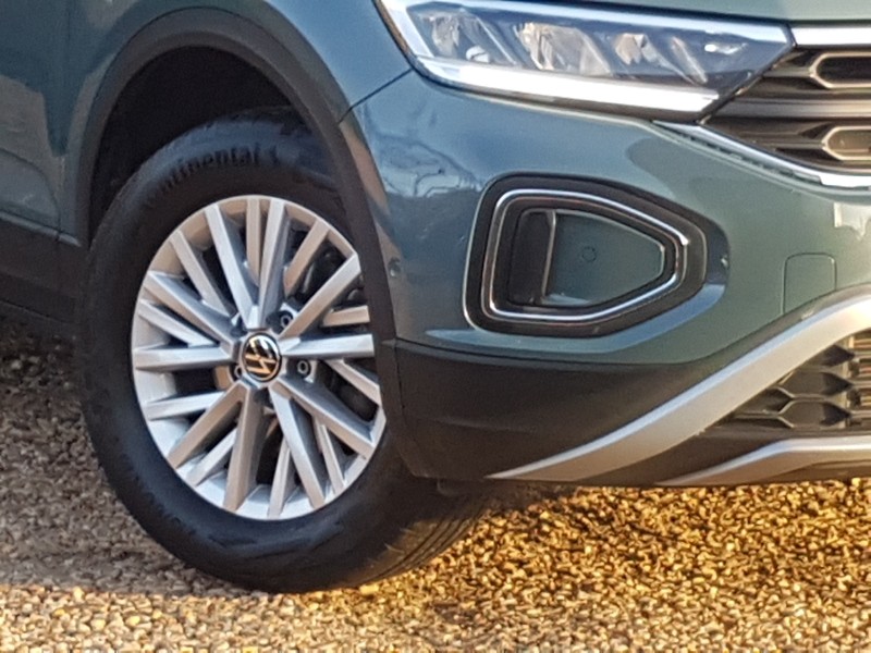 Used Volkswagen T-Roc 2023 for sale - 76925012: Photo 9