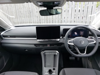 Used Volkswagen T-Roc 2026 for sale - 78842114: Photo
