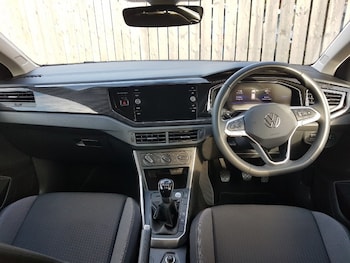 Used Volkswagen Taigo 2025 for sale - 76321448: Photo 2