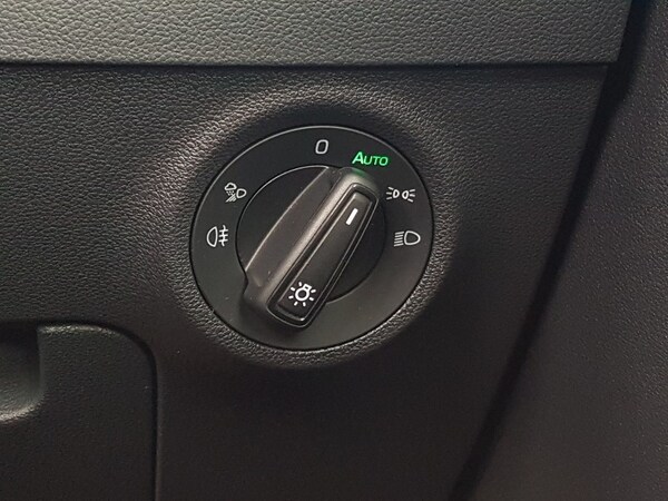 Used Skoda Karoq 2024 for sale - 76052765: Photo 11