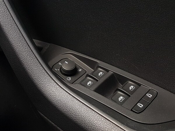 Used Skoda Karoq 2024 for sale - 76052765: Photo 16