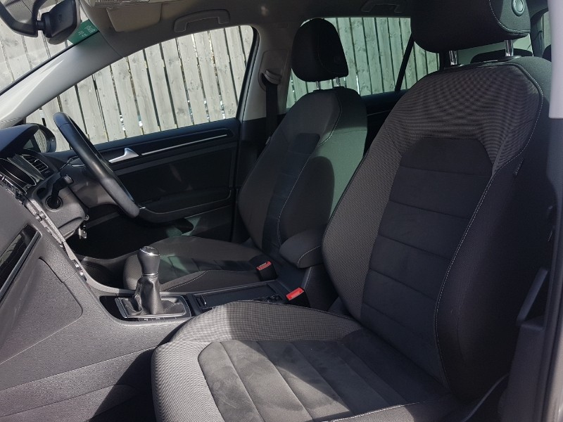 Used Volkswagen Golf 2019 for sale - 77651893: Photo 5