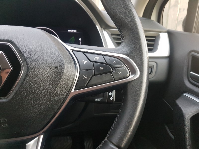 Used Renault Captur 2023 for sale - 76893610: Photo 19